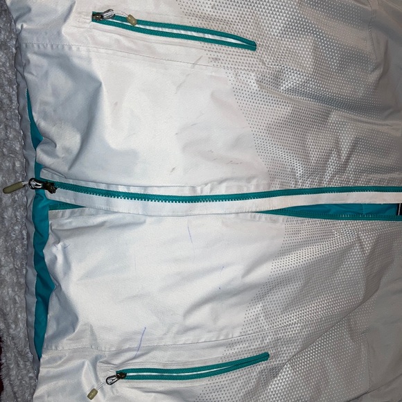 Winter coat - Picture 4 of 7